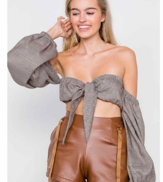 Hot & Delicious Crop Top Plaid Houndstooth - Picture 2 of 8